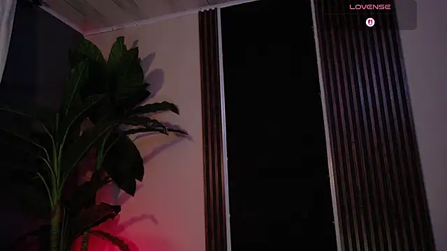 La_Diabla_111_'s Live XXX Chat