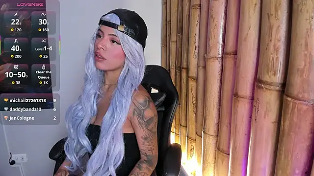 Chat XXX en directo de charlotte_mitchell_