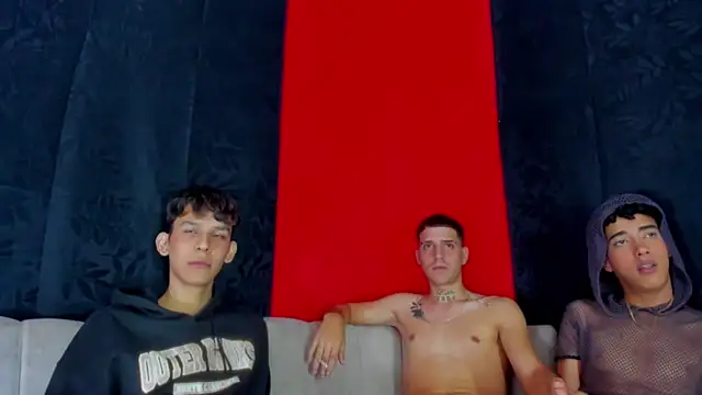 Pleasure_boys_hot Adlı Modelin Canlı XXX Sohbeti