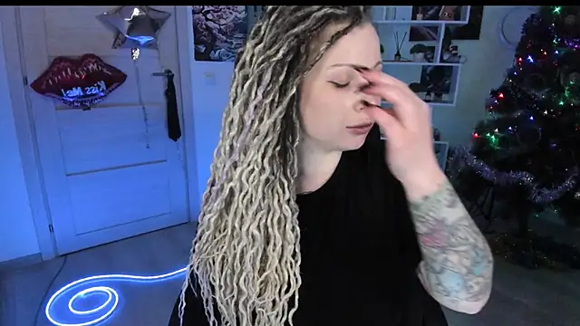 Czat XXX na żywo – HoneySallyMoore