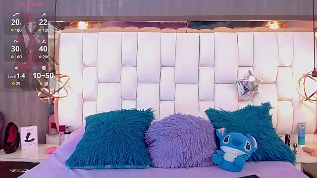 Foxxy_Doll's Live XXX Chat