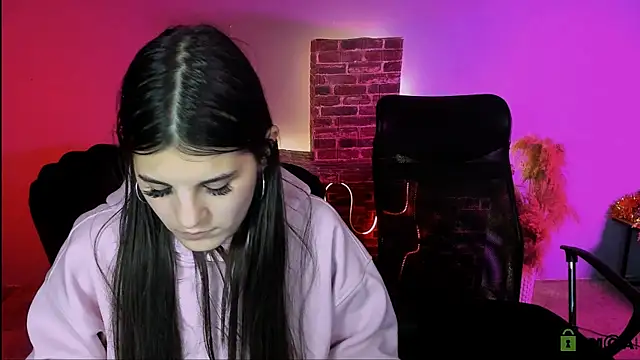 lizzie_boom_'s Live XXX Chat