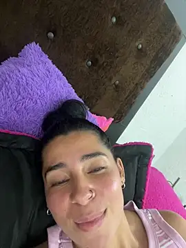 Meganmilk1's Live XXX Chat