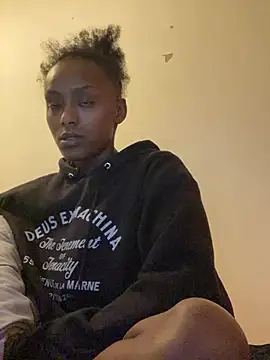 ___Hannah___ élő XXX-chatje