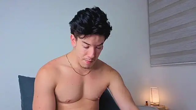 maxxcooper1 webcam show