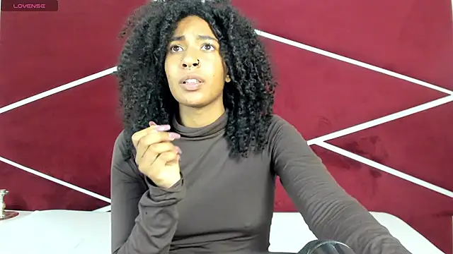 CarlaMarcuzzi 即時 XXX 聊天