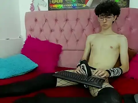 Show modela Syriussz na web-kameri