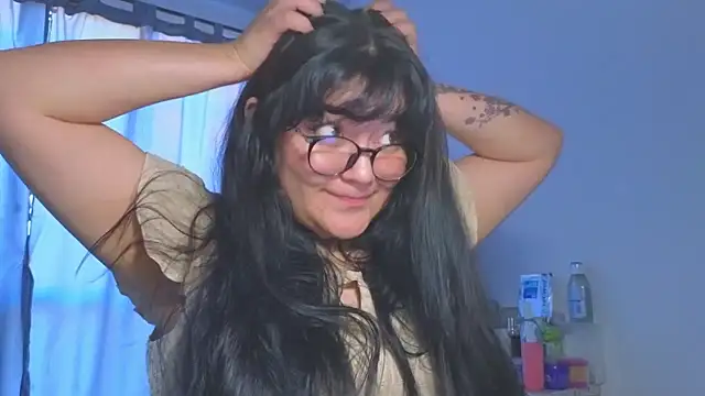 Chat XXX en directo de Sakura_0505