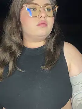 Kitty_Bms_'s Live XXX Chat