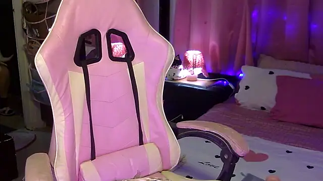 Chat XXX en directo de LoveHennesyxoxo