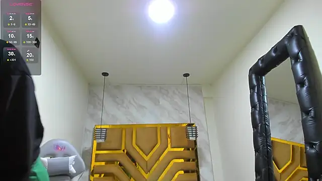 Luciifeer_'s Live XXX Chat