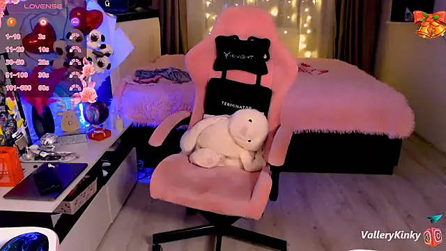 VelleryKinky 网络视讯表演