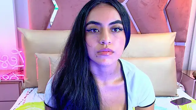 Leslie_Bussh_'s Live XXX Chat