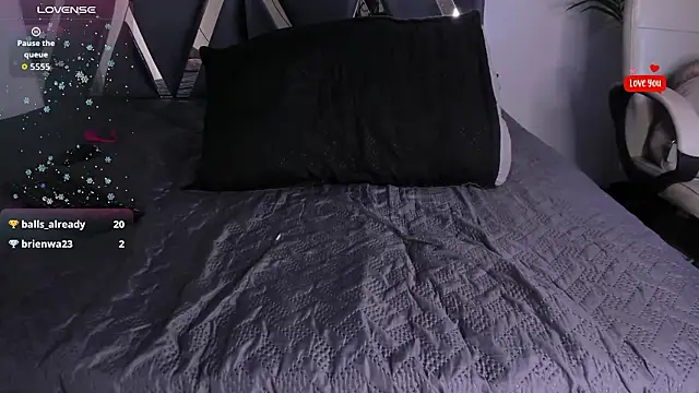 moonsweet1 – Naživo XXX chat