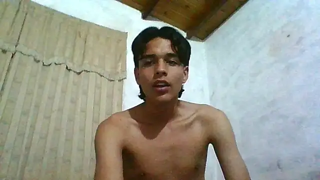 teoo_11's Webcam Show