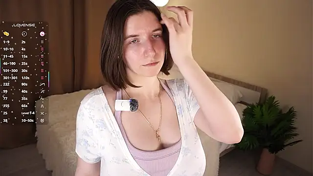 DejaMervis' Live XXX Chat