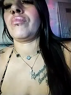 chelaqueen_'s Live XXX Chat