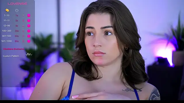 BabbyAisha's Live XXX Chat