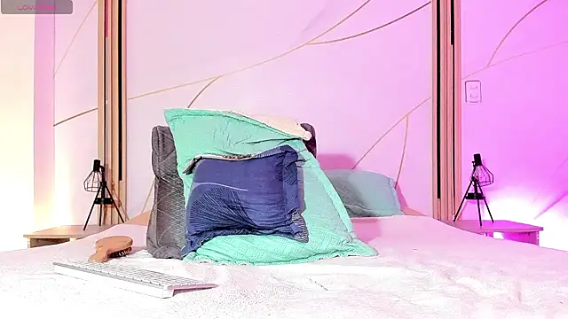 CheryHandsome élő XXX-chatje