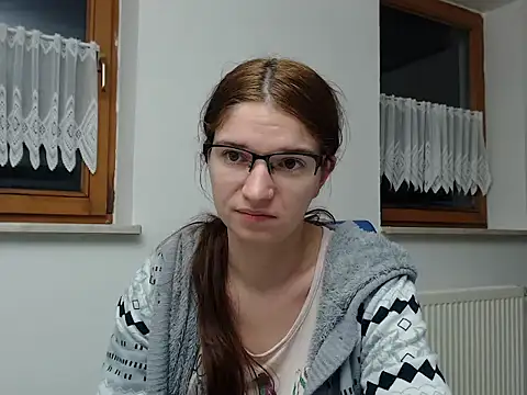 Chatroom XXX en direct de Mercedeswoman8