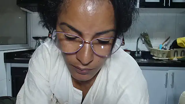 kateleyagrey's Webcam Show