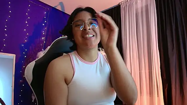 Emmapark_ – Naživo XXX chat