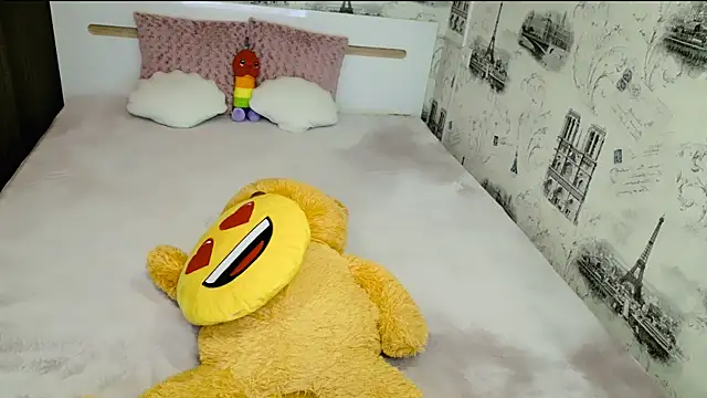 lovely-eyes' Live XXX Chat