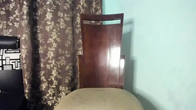 Nathaly_love96's Live XXX Chat