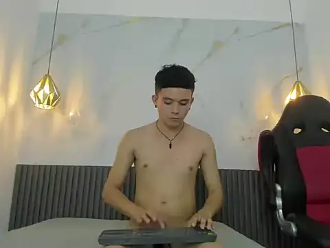 AndyFame1's Live XXX Chat