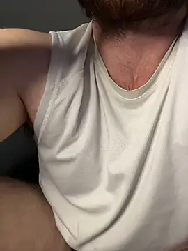 Luv2JerkIT007 élő XXX-chatje