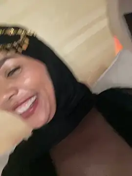 _hafsa_'s Live XXX Chat