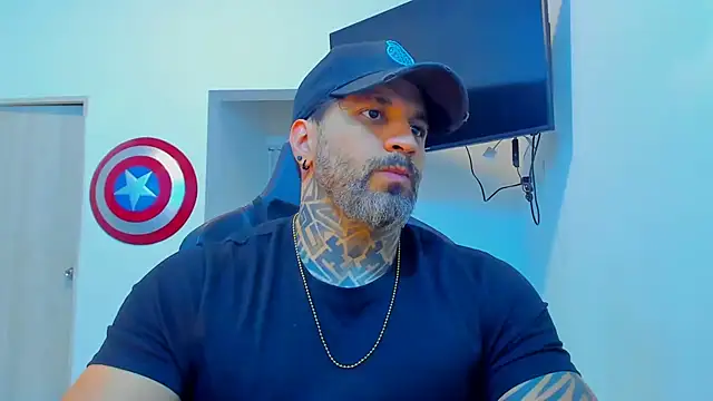 JoshRigby's Live XXX Chat