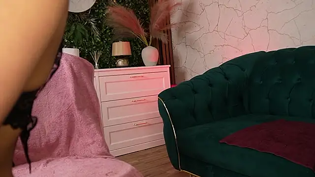 sisi_von_dee Adlı Modelin Web Kamerası Şovu