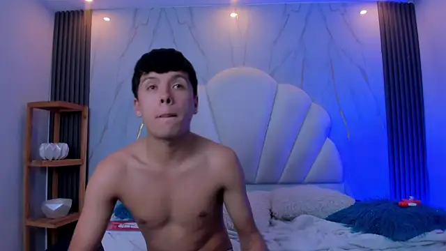 hoot_booys_'s Live XXX Chat