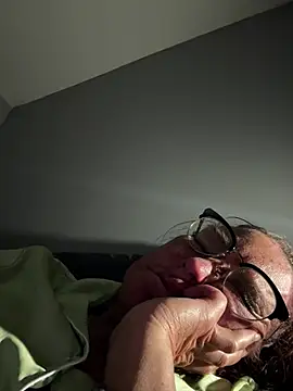 Angel-LinaX élő XXX-chatje