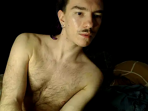 LuckyLoww webcam show