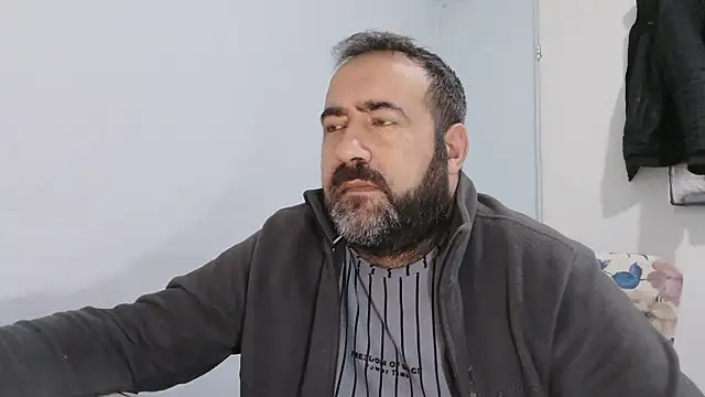 big_snakee's Live XXX Chat