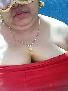 tamilthanushri's Live XXX Chat