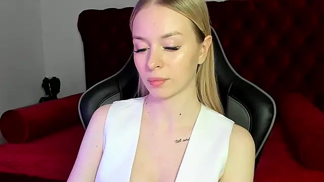 Онлайн чат XXX MiaGraces