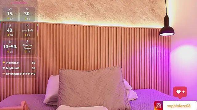 big_tits_in_your_face's Live XXX Chat