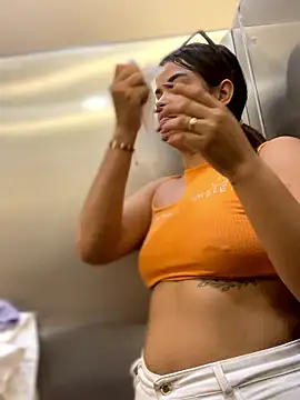 Kaily_Sweet16: онлайн-секс-чат