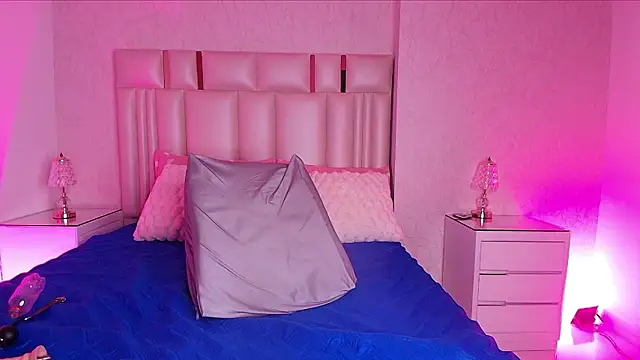 alanarose18's Live XXX Chat