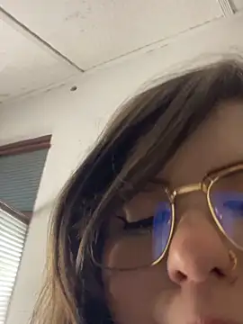 Kitty_Bms_'s Live XXX Chat