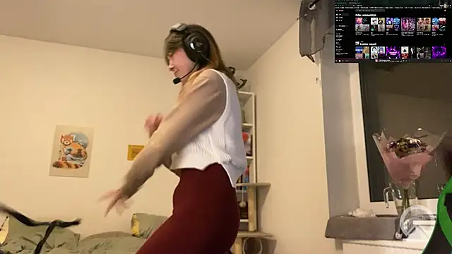 chibi_moon_'s Live XXX Chat