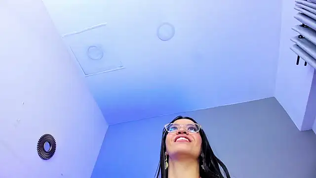 nina__dixon 现场XXX聊天