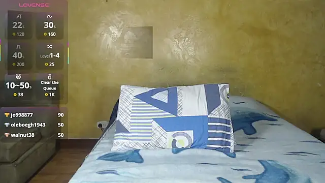 LilyQueen_cg's Live XXX Chat