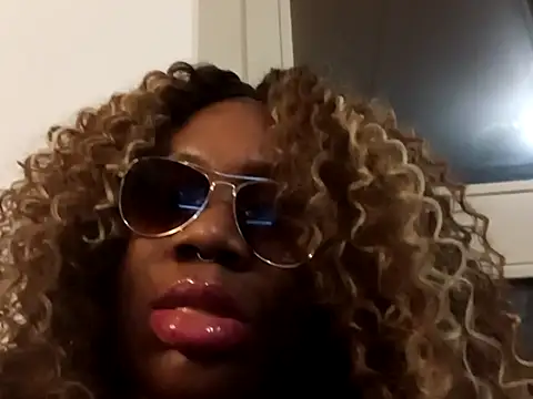 Chat XXX Live NYRIELLE