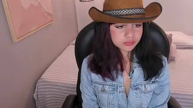 Julieth_brown_ live XXX chat