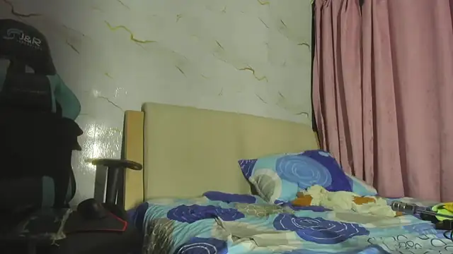 brunettedirty's Live XXX Chat