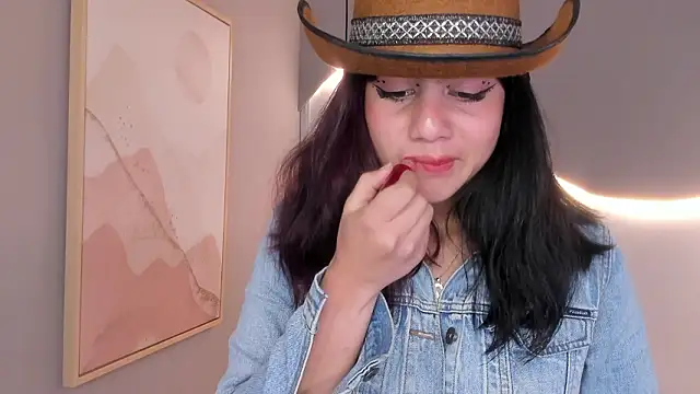 Chat XXX en directo de Julieth_brown_